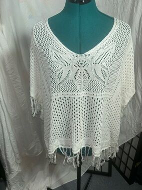 Valerie Stevens Cream Open-Knit Crochet Top